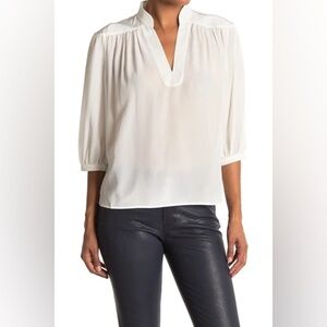 FRAME Cali Gathered Silk Top In White V Neck Short Sleeve Blouse